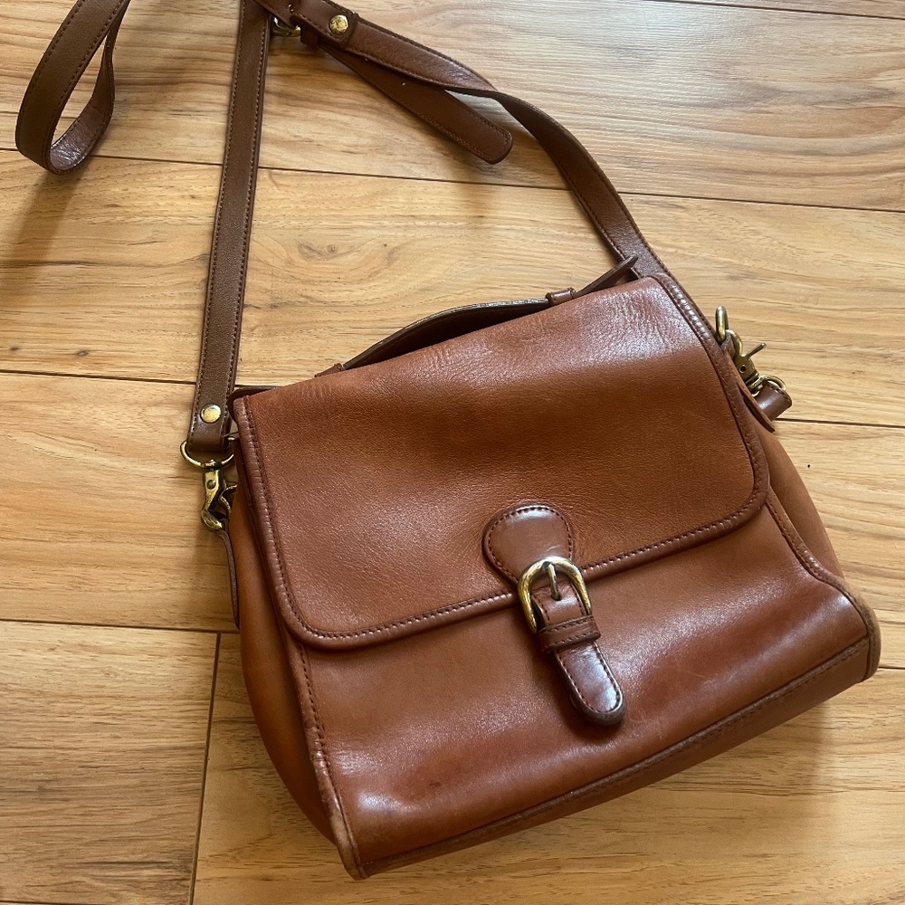 Vintage brown leather cross body satchel
